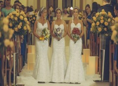 Identical triplet sisters share joint wedding in Brazil